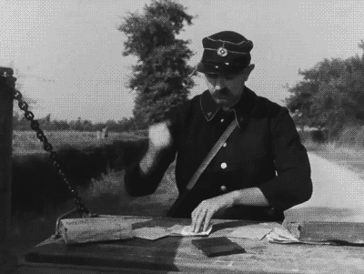 Jacques Tati - Jour De Fete. 