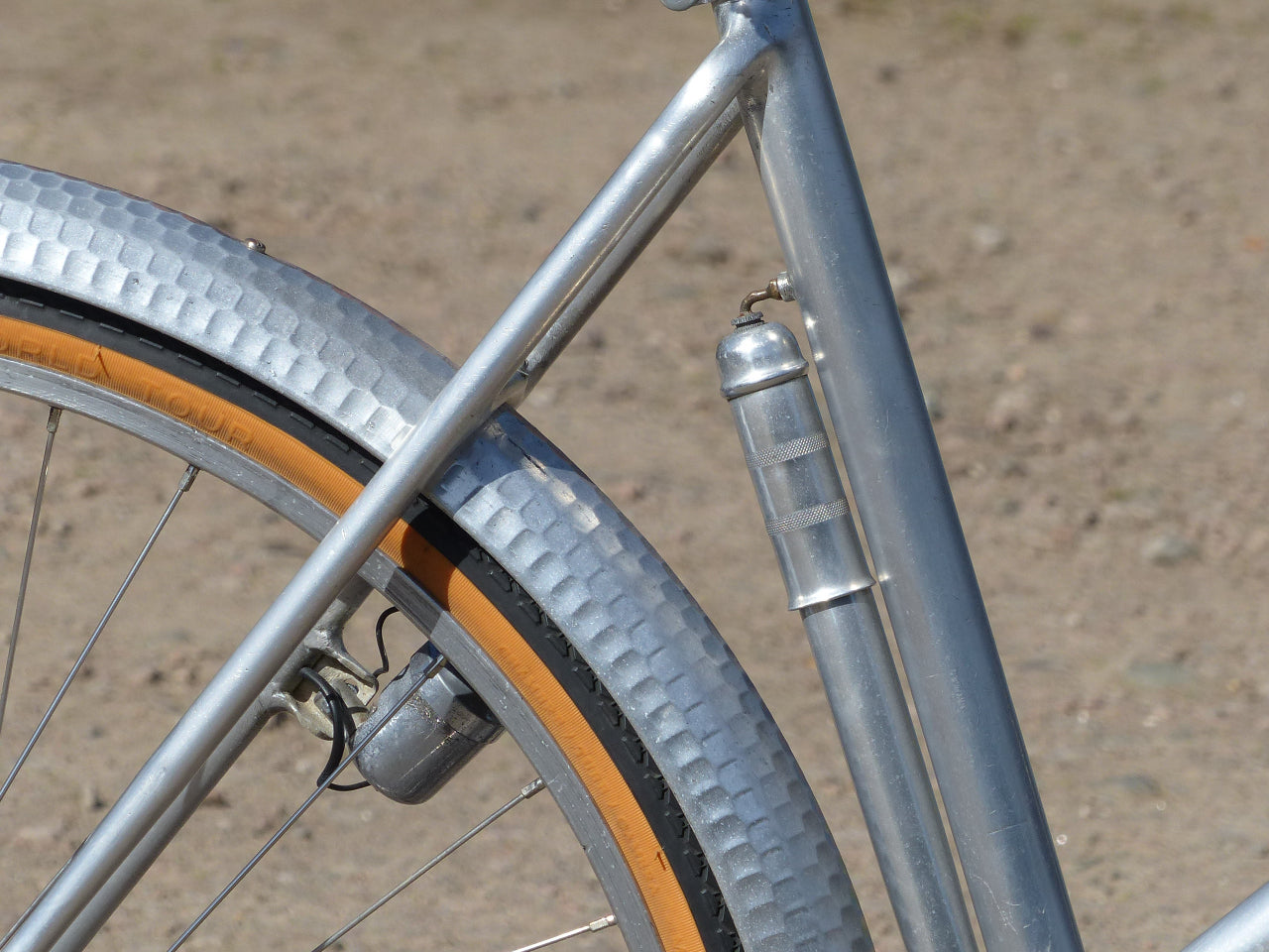 c.1942 Barra Ladies Aluminium French Bicycle.