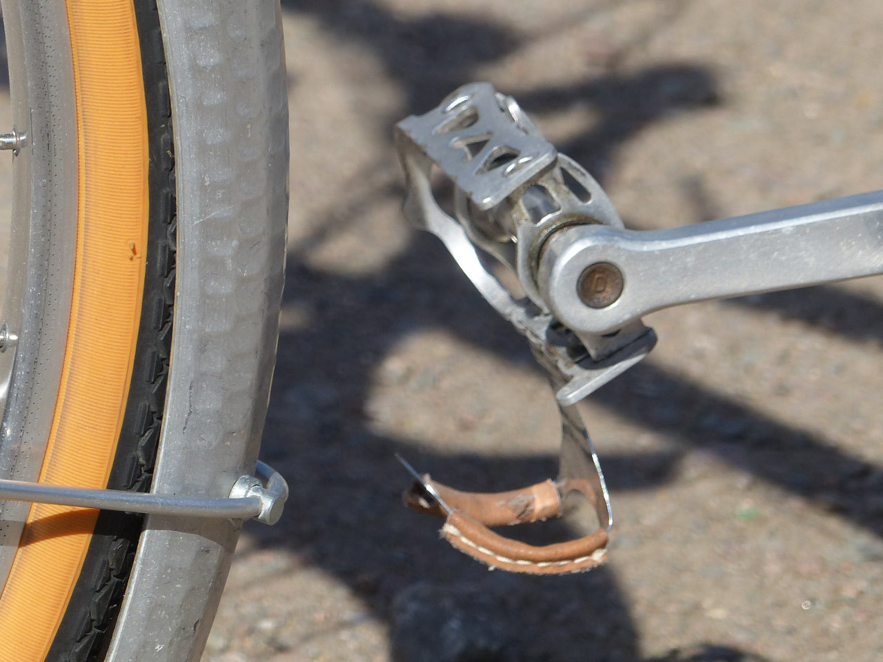 c.1942 Barra Ladies Aluminium French Bicycle.