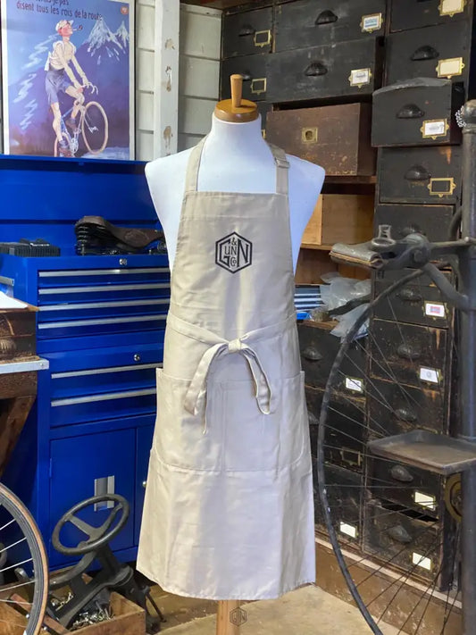 Gunn And Co Workshop Cotton Apron front